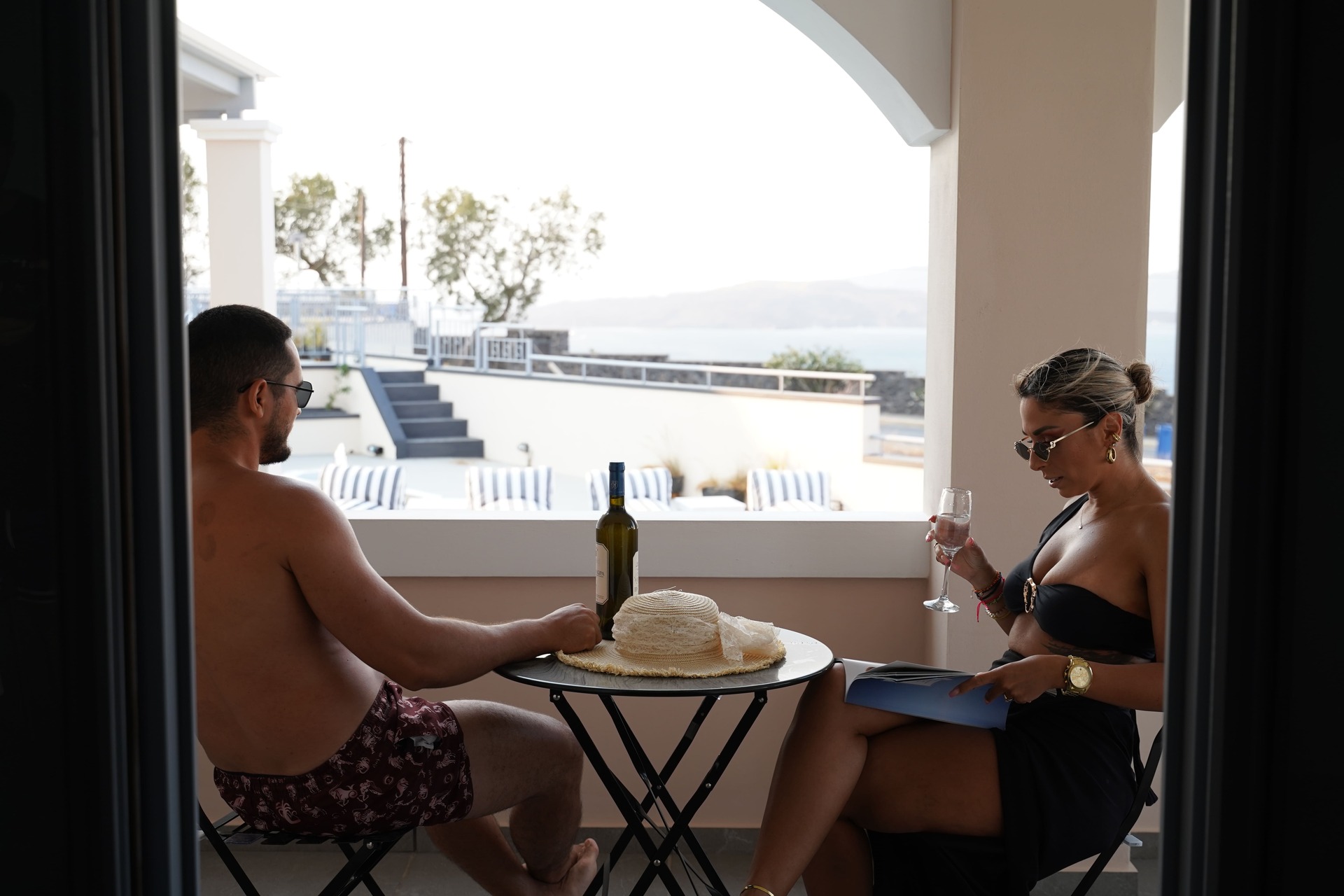 JUNIOR SUITE WITH CALDERA VIEW AND SHARED POOL